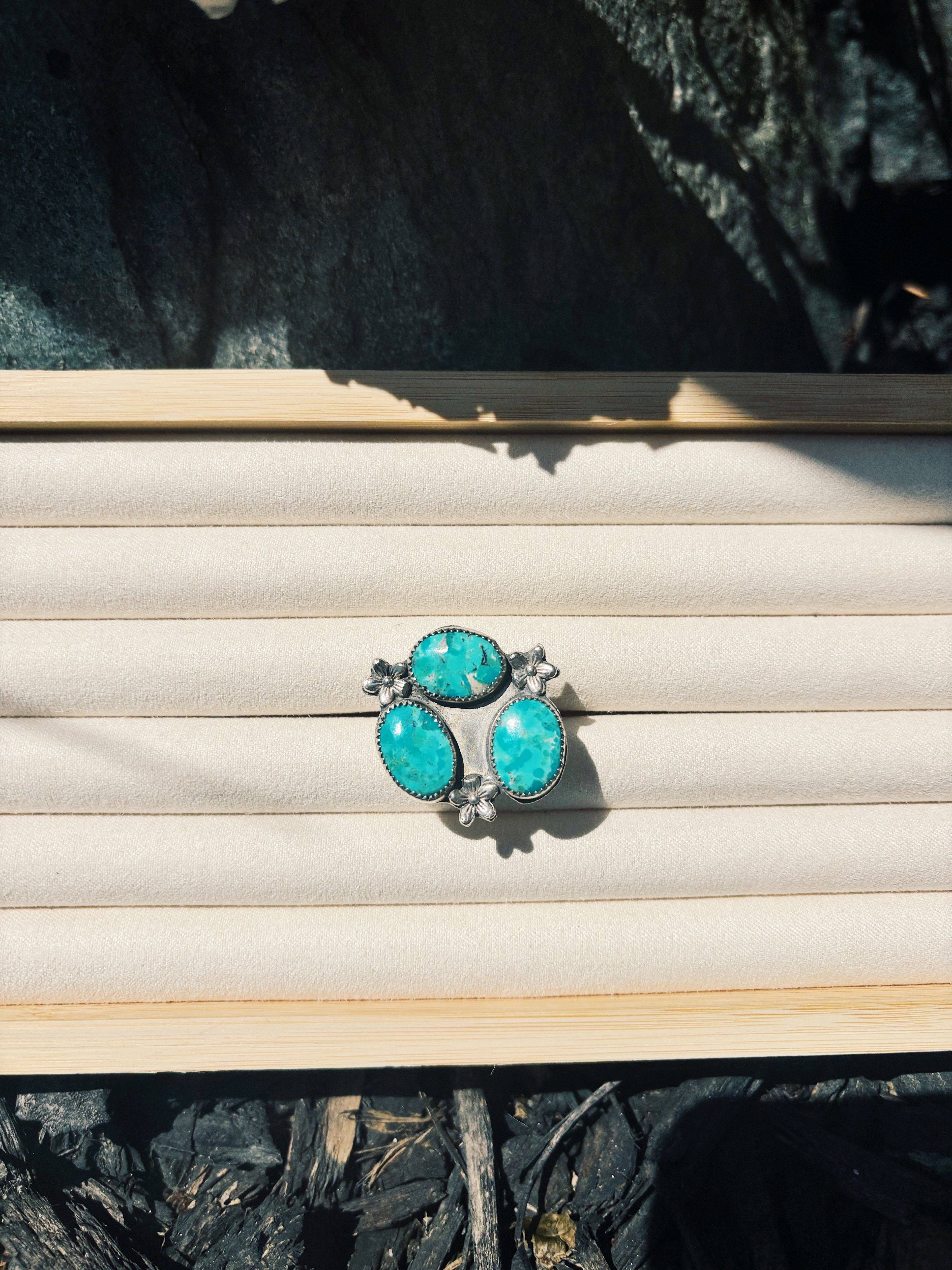 Daisy Ring - Adjustable