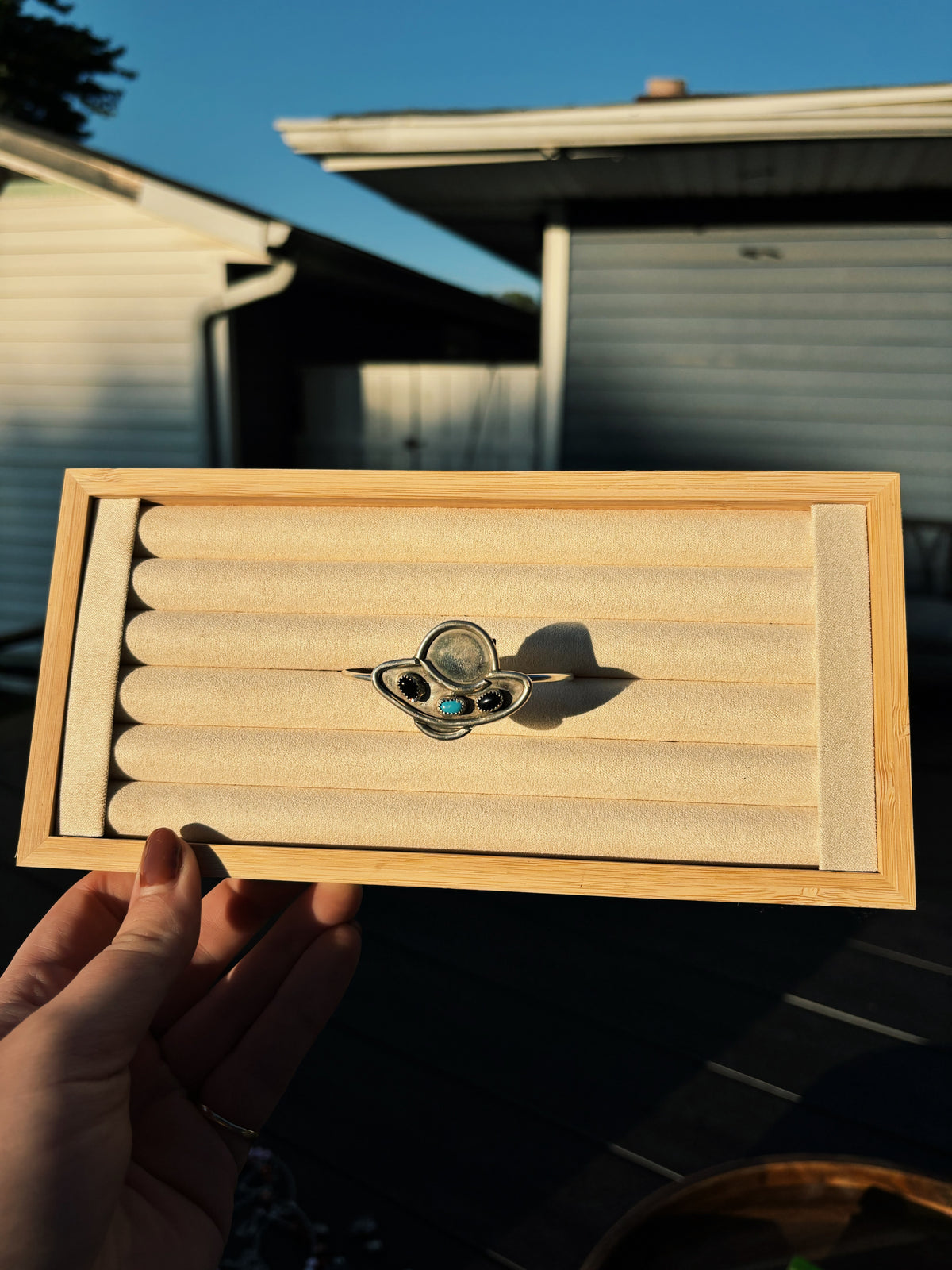UFO cuff